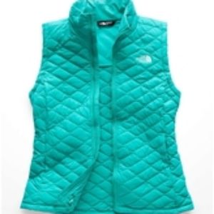 North Face Thermoball Vest NWT